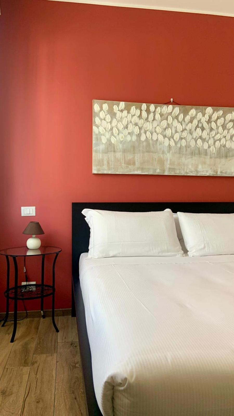 Airuno Rooms 外观 照片